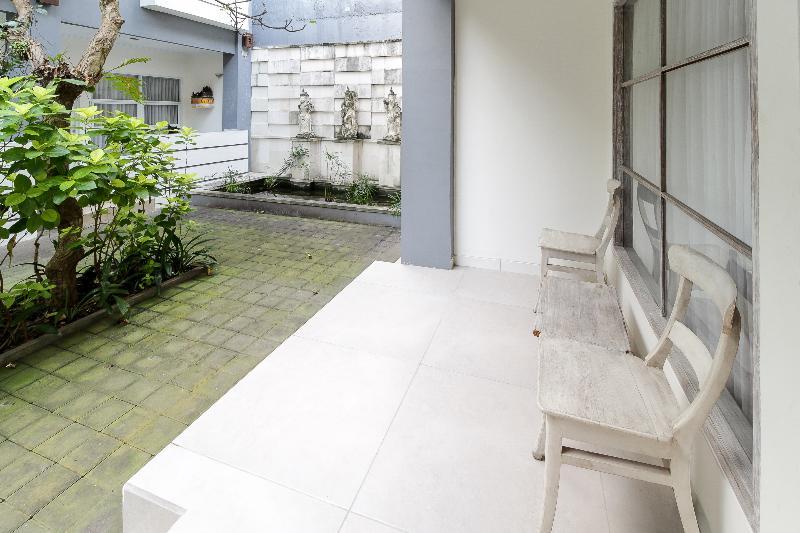 Mesari Beach Inn & Stables Seminyak (Bali) Exterior photo